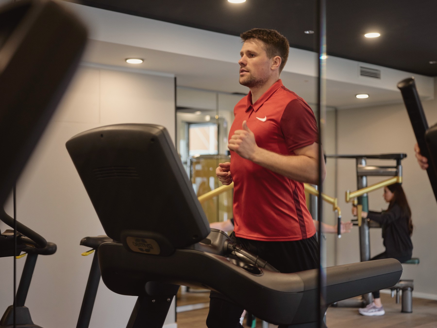 Fitnesscenter in den Heinrich-Heine-Gärten in Düsseldorf-Heerdt